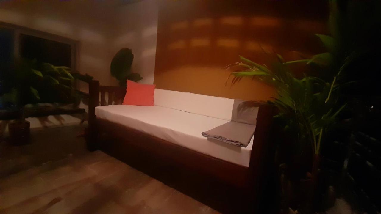 Ary Homestay Nyali- A Walk Away From City Mall Mombasa Esterno foto