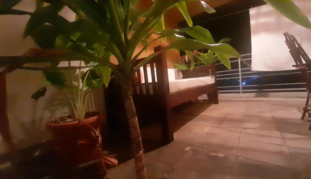 Ary Homestay Nyali- A Walk Away From City Mall Mombasa Esterno foto